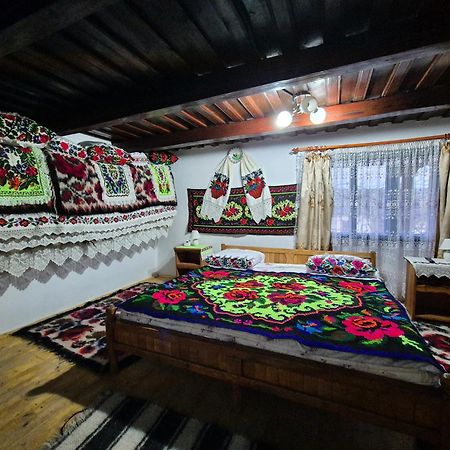 Affittacamere La Rodica In Vale Ocna Şugatag Esterno foto