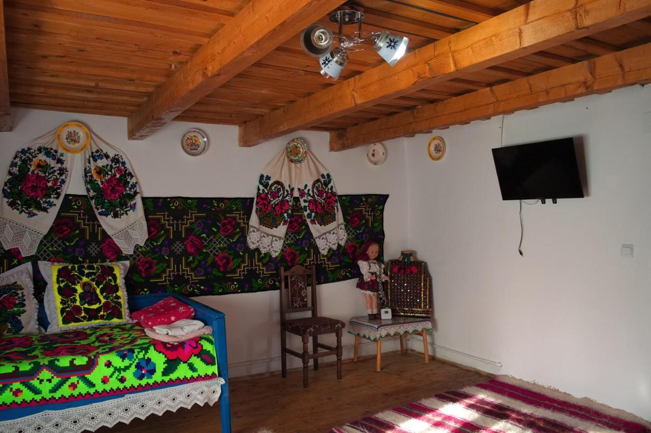 Affittacamere La Rodica In Vale Ocna Şugatag Esterno foto